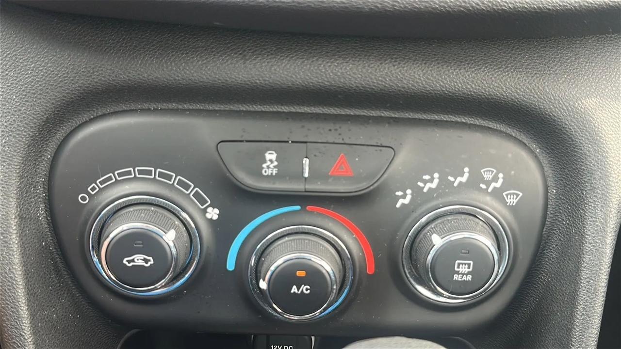 Dodge Dart 4dr Sdn SE 2015