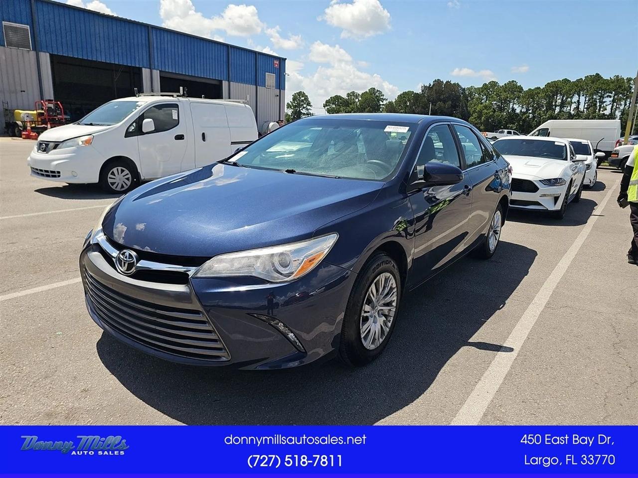 Toyota Camry XLE Auto (Natl) 2017