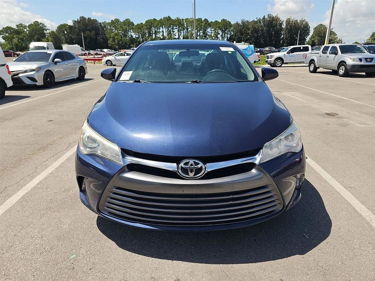 Toyota Camry XLE Auto (Natl) 2017