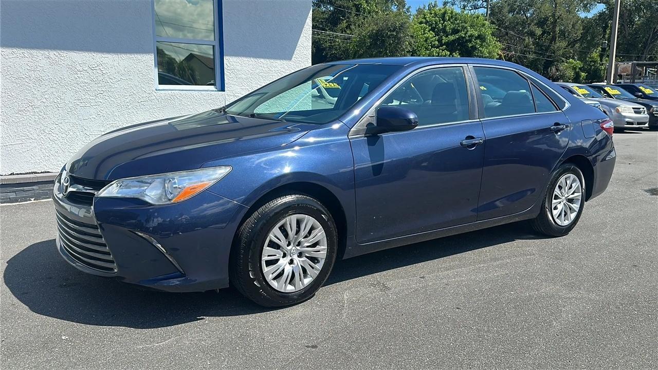 Toyota Camry  2017