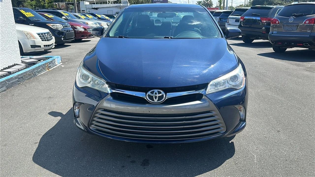 Toyota Camry  2017