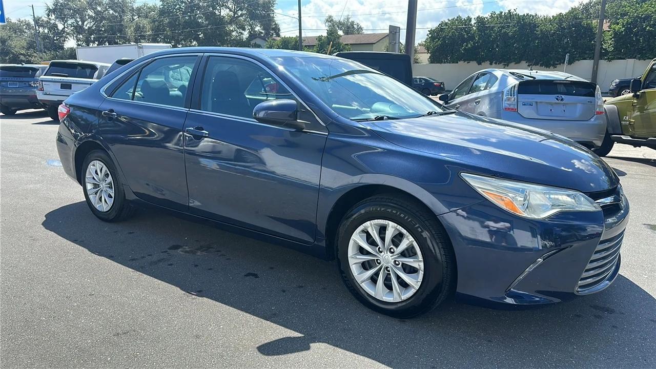 Toyota Camry  2017