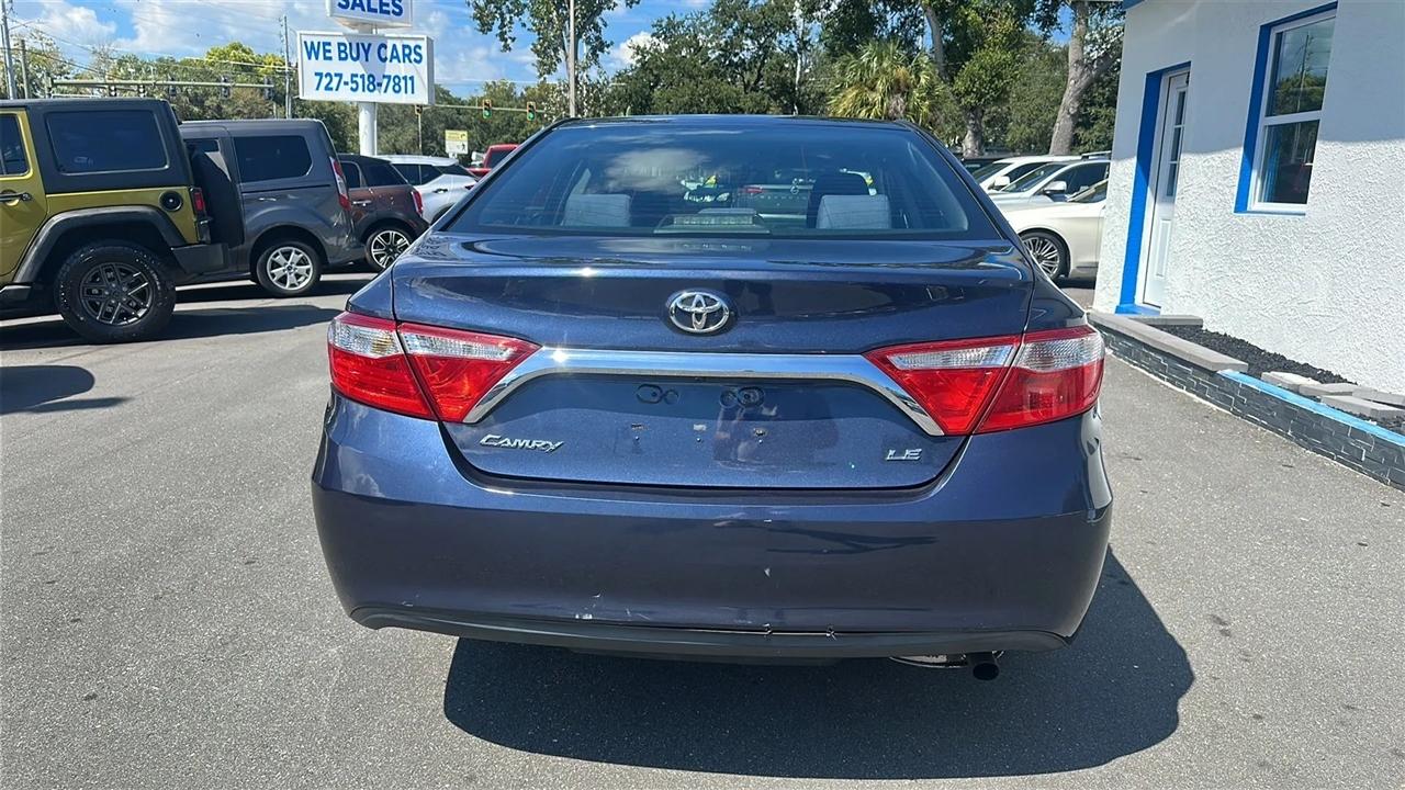 Toyota Camry  2017