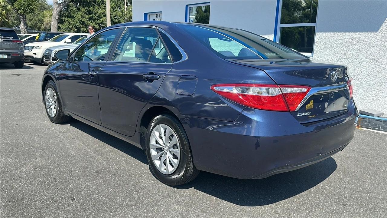Toyota Camry  2017