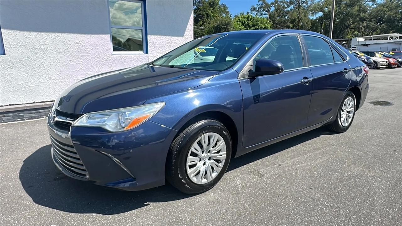 Toyota Camry  2017
