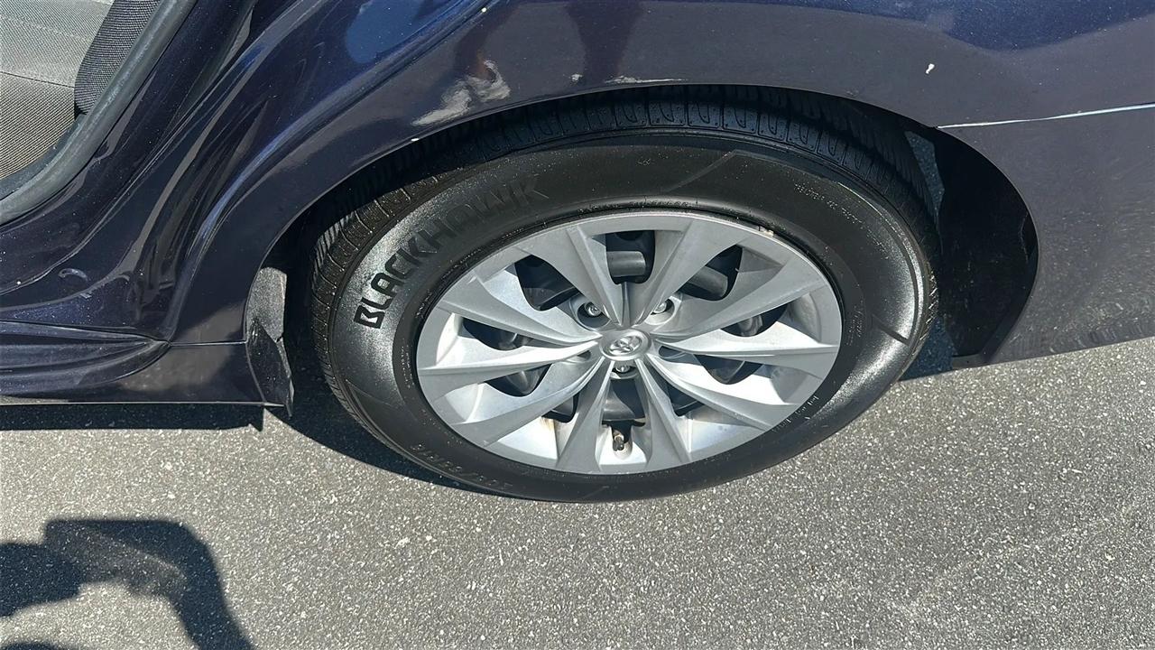 Toyota Camry  2017