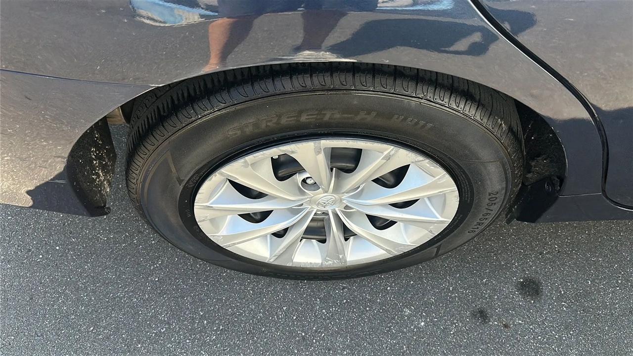 Toyota Camry  2017