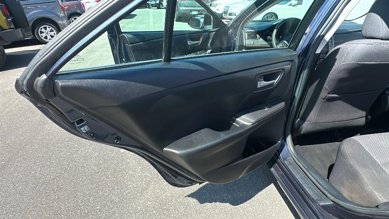 Toyota Camry  2017