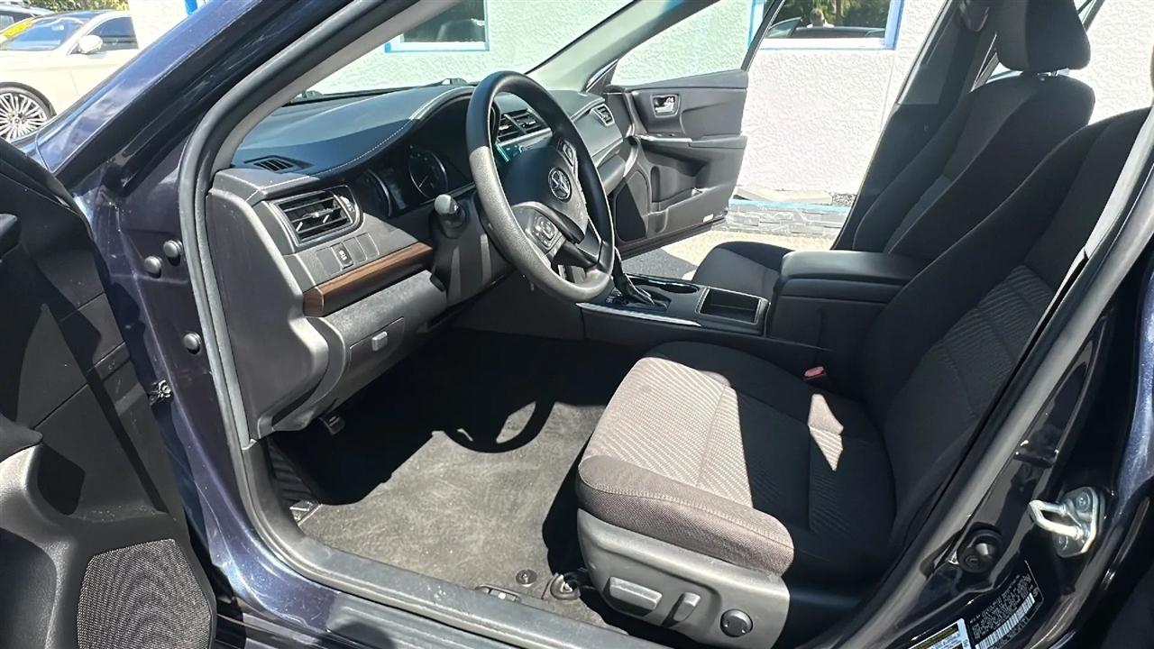 Toyota Camry  2017