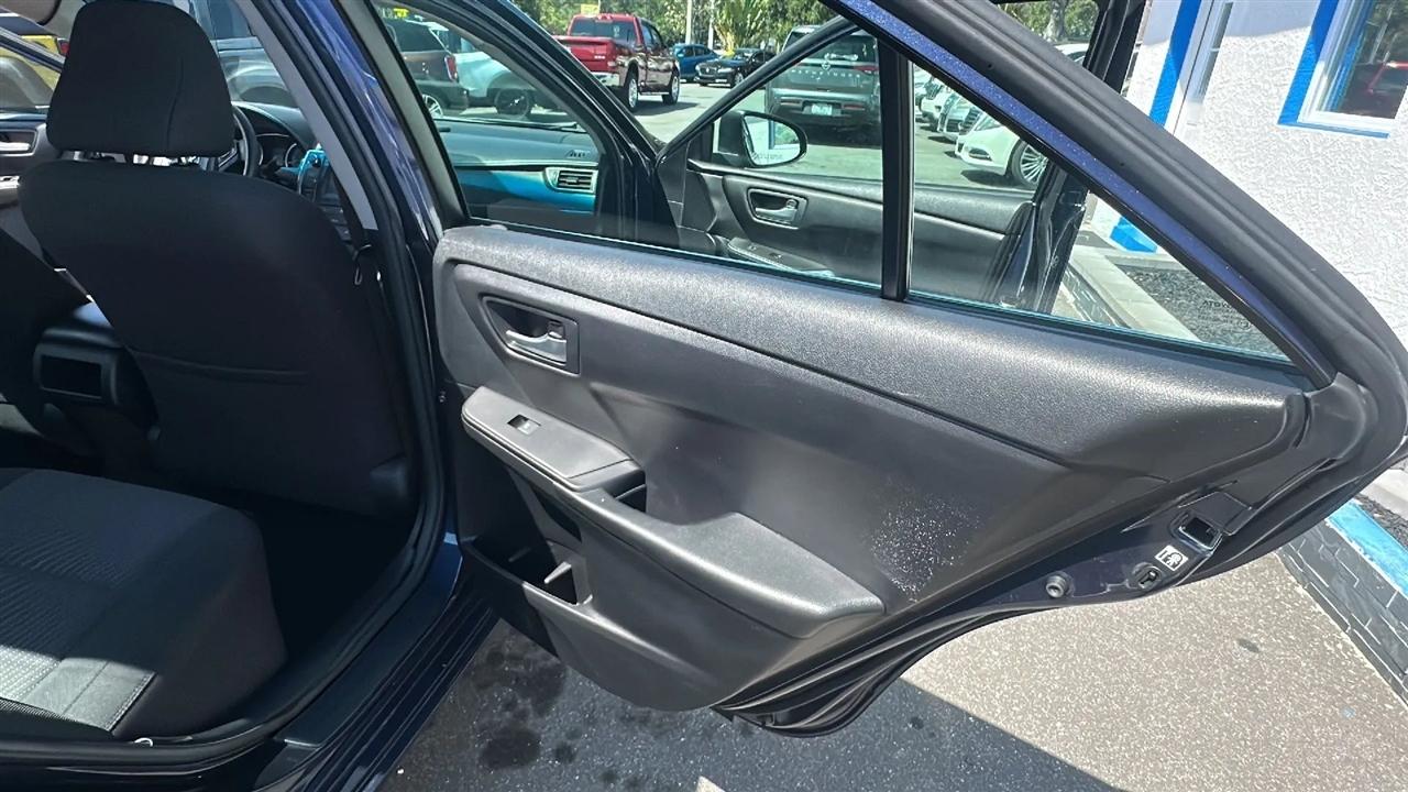 Toyota Camry  2017