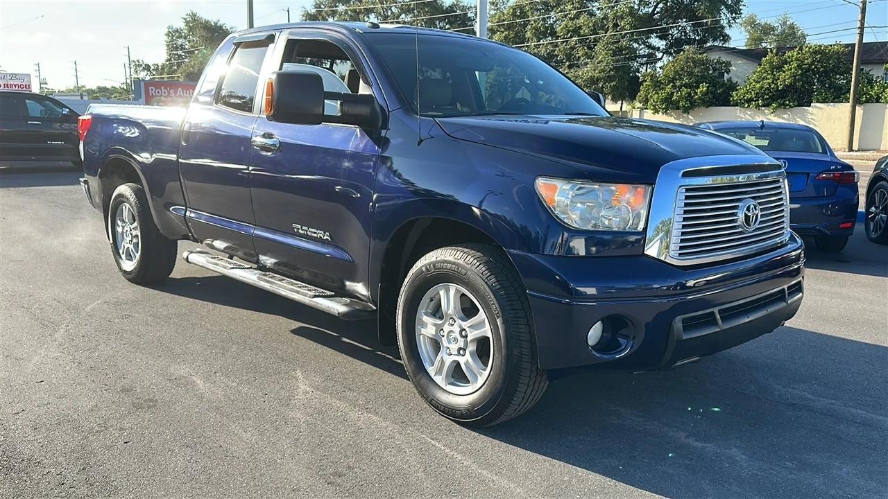Toyota Tundra 2WD Truck Double Cab 5.7L V8 6-Spd AT LTD (Natl) 2012