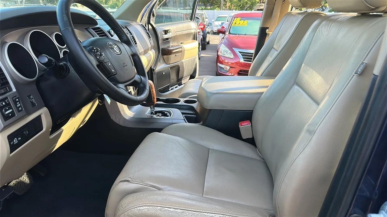 Toyota Tundra 2WD Truck Double Cab 5.7L V8 6-Spd AT LTD (Natl) 2012