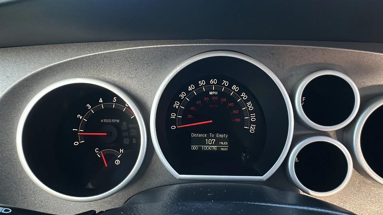 Toyota Tundra 2WD Truck Double Cab 5.7L V8 6-Spd AT LTD (Natl) 2012