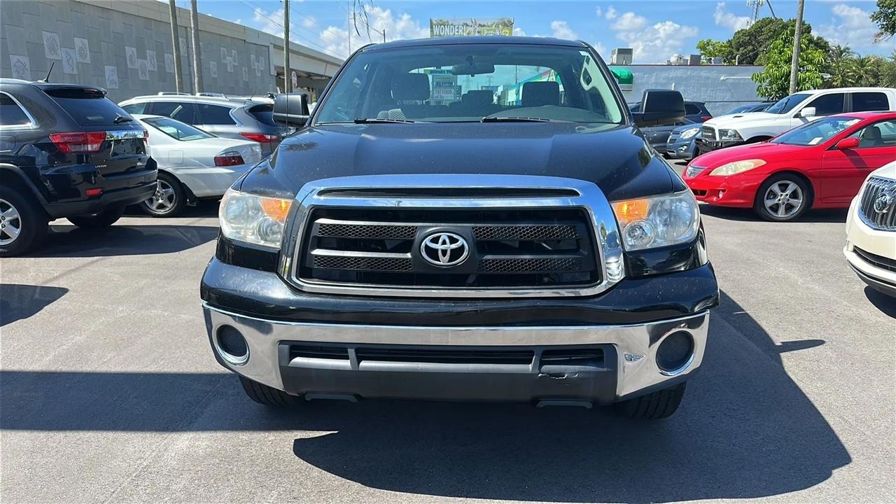 Toyota Tundra 2WD Truck Double Cab 4.6L V8 6-Spd AT (Natl) 2013
