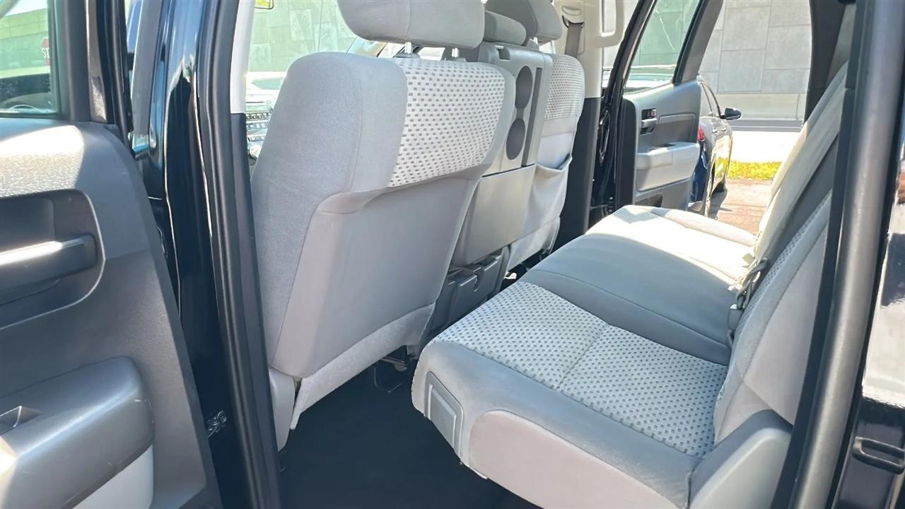 Toyota Tundra 2WD Truck Double Cab 4.6L V8 6-Spd AT (Natl) 2013