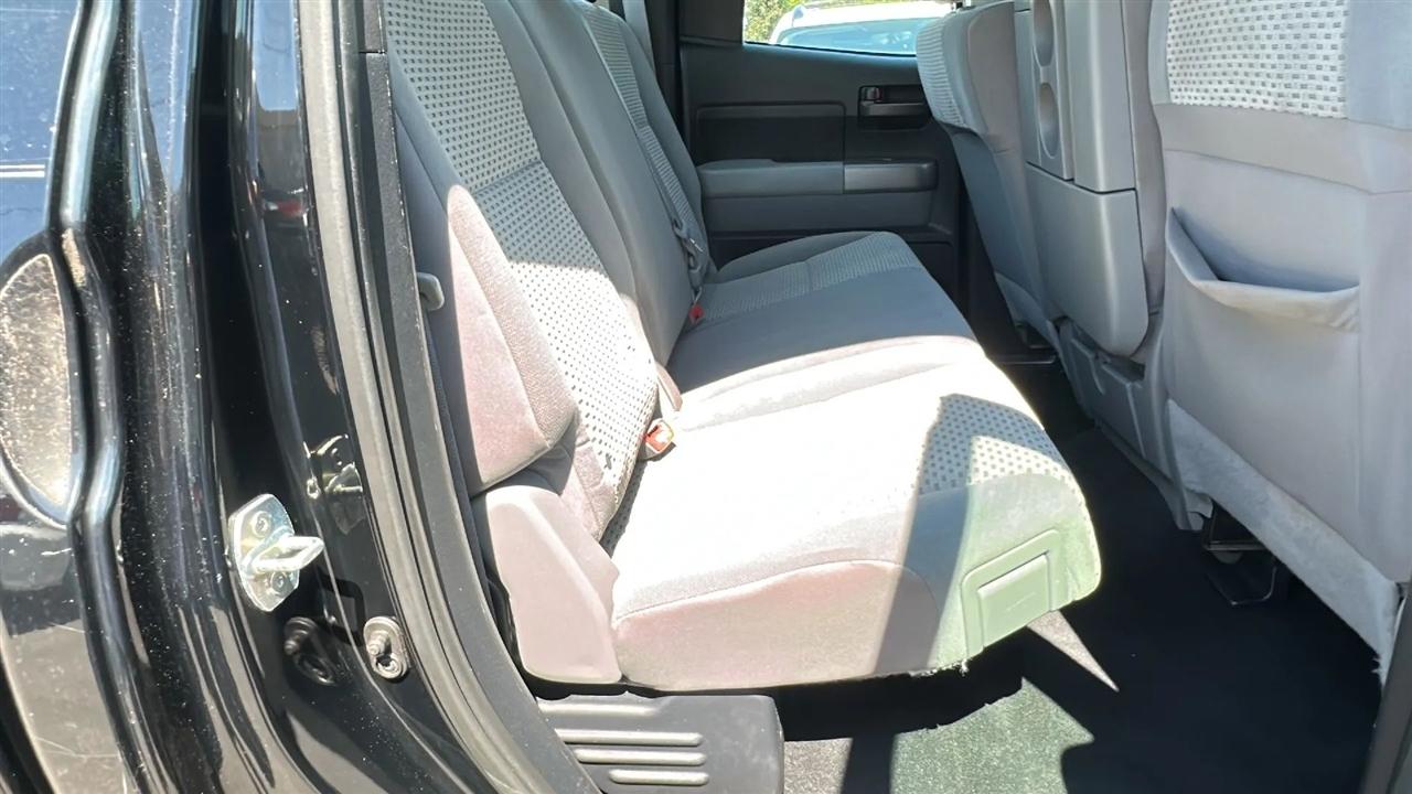 Toyota Tundra 2WD Truck Double Cab 4.6L V8 6-Spd AT (Natl) 2013