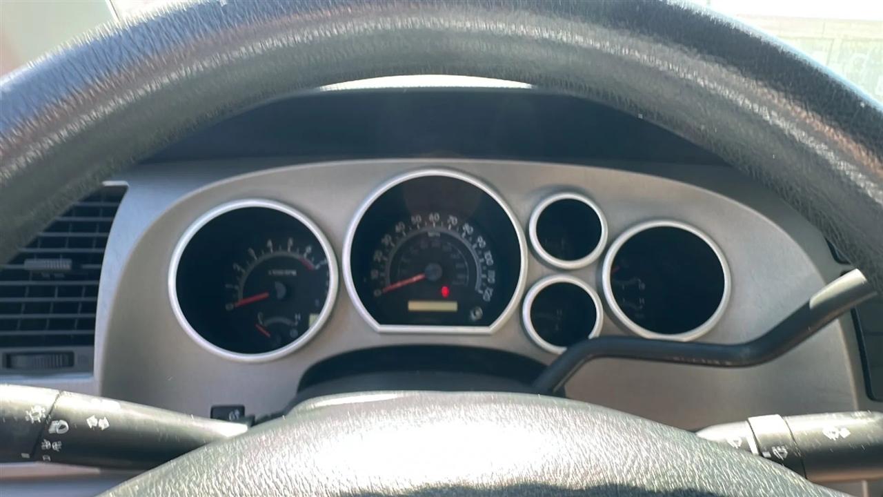 Toyota Tundra 2WD Truck Double Cab 4.6L V8 6-Spd AT (Natl) 2013