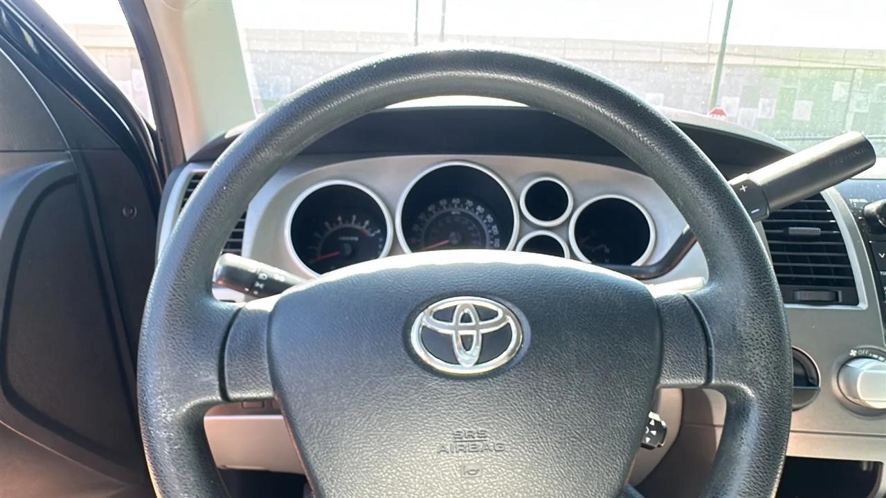 Toyota Tundra 2WD Truck Double Cab 4.6L V8 6-Spd AT (Natl) 2013