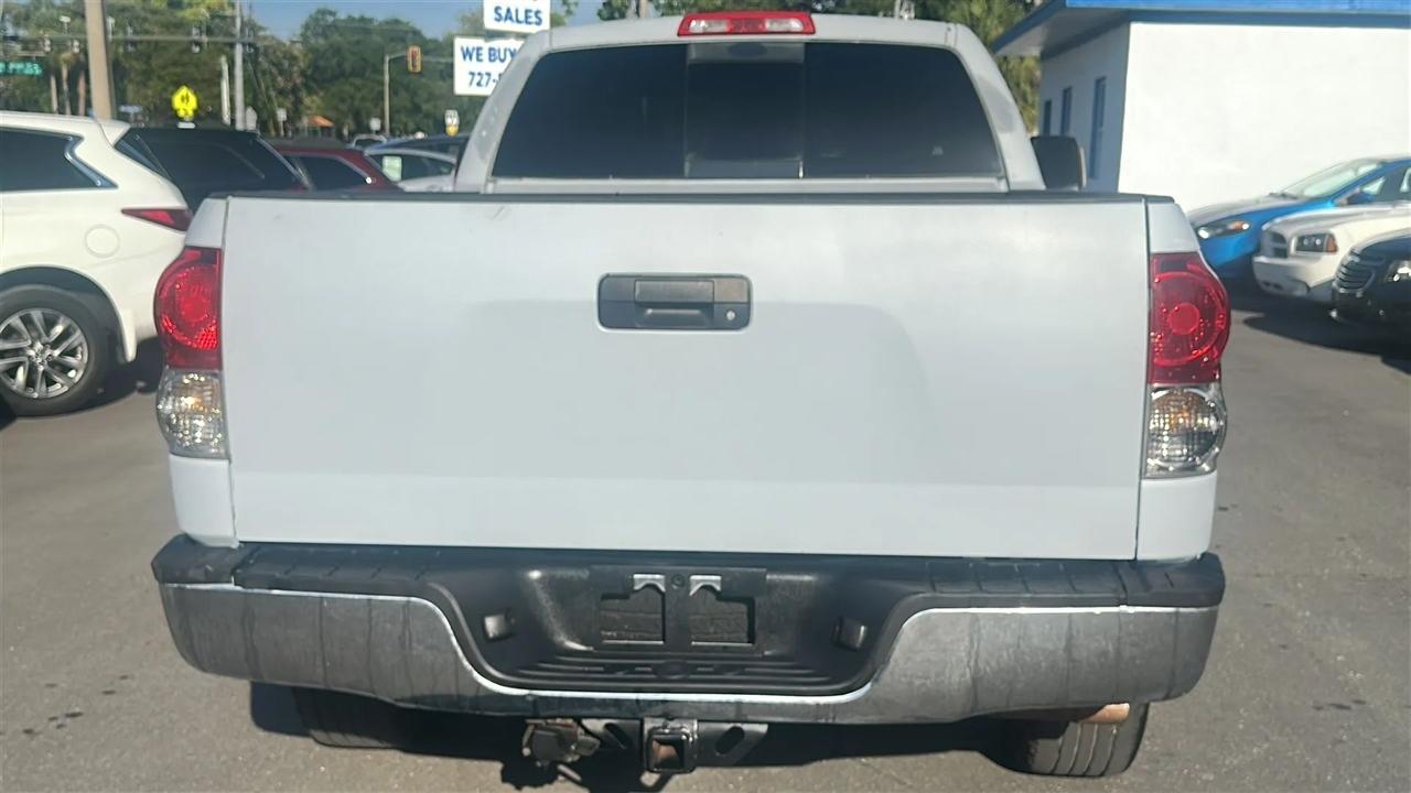 Toyota Tundra 2WD Double 145.7" 5.7L V8 SR5 (Natl 2007