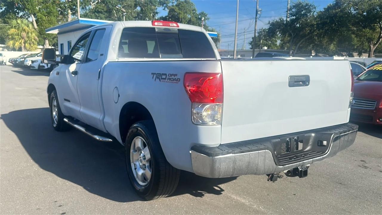 Toyota Tundra 2WD Double 145.7" 5.7L V8 SR5 (Natl 2007