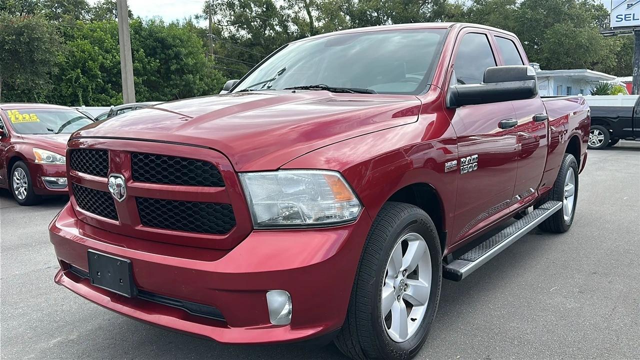 RAM 1500 4WD Quad Cab 140.5" Express 2015