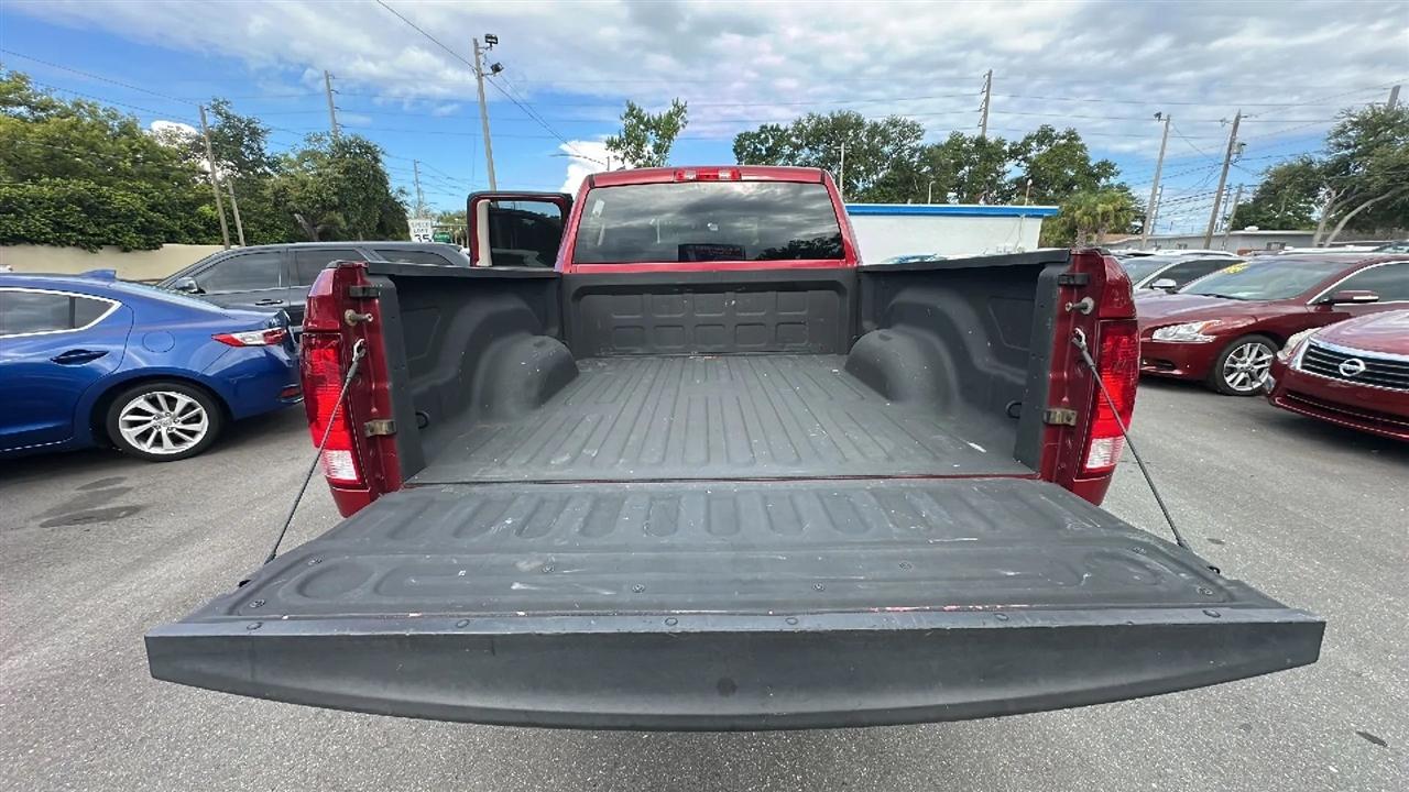 RAM 1500 4WD Quad Cab 140.5" Express 2015