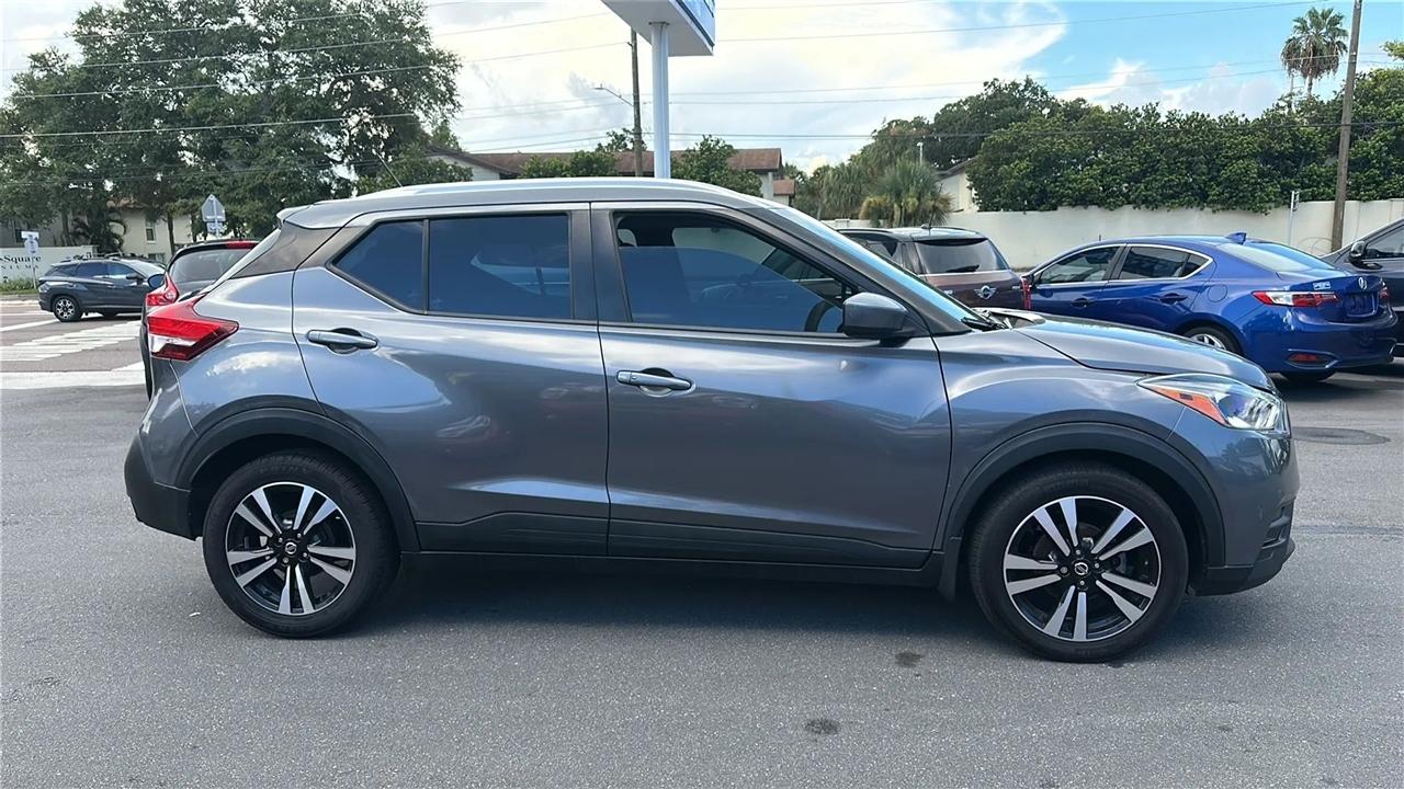 Nissan Kicks SV FWD 2019