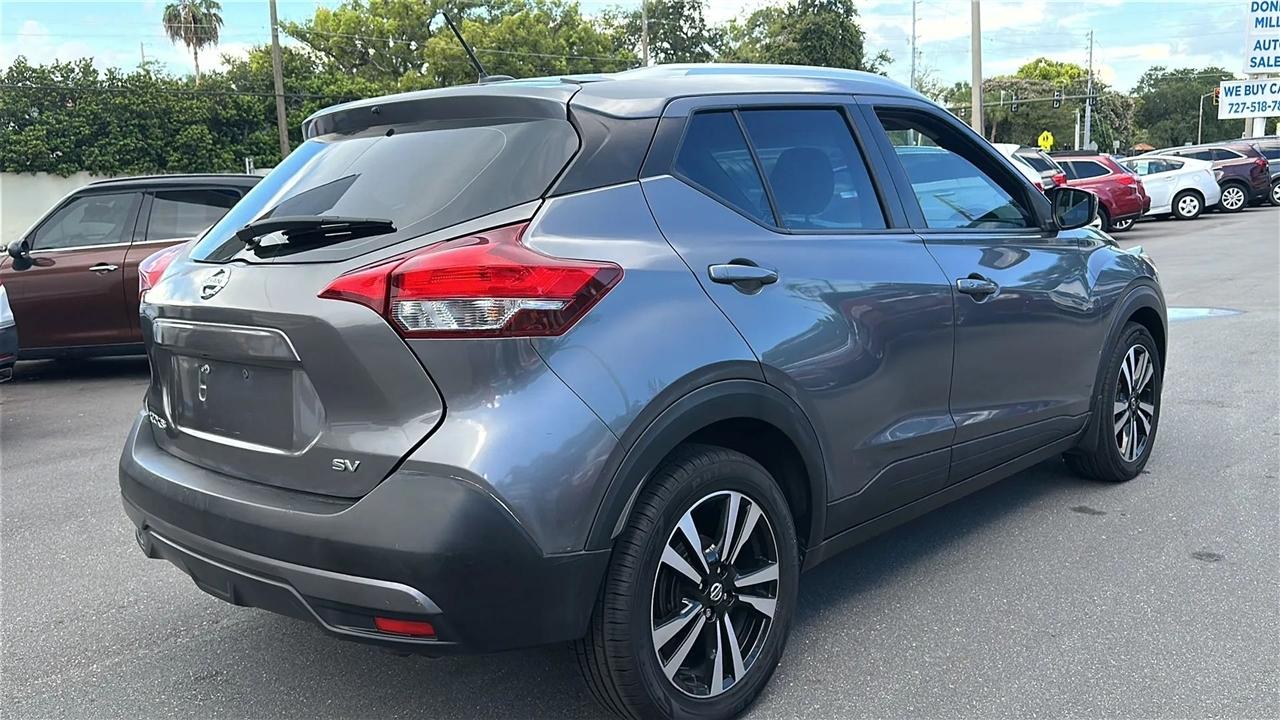 Nissan Kicks SV FWD 2019