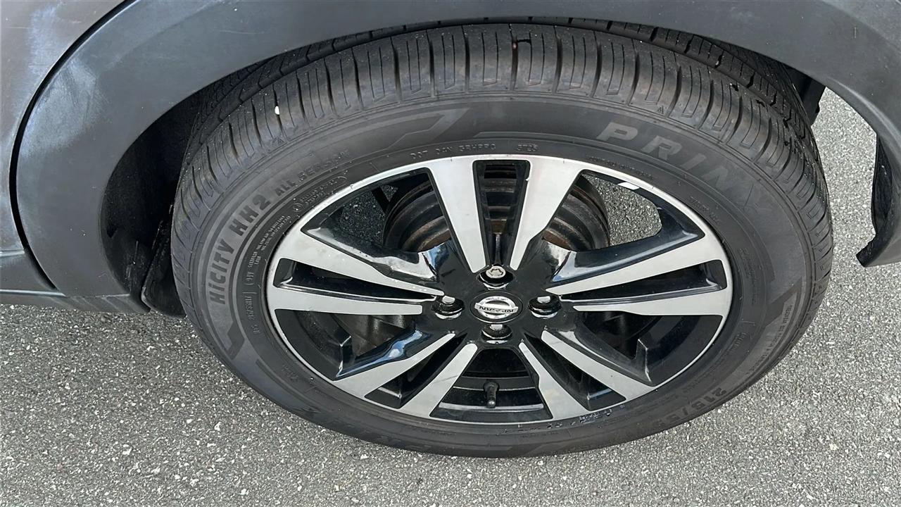 Nissan Kicks SV FWD 2019