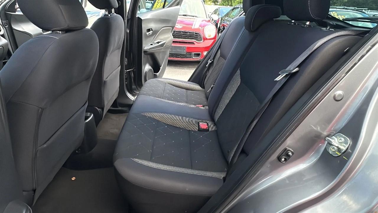 Nissan Kicks SV FWD 2019
