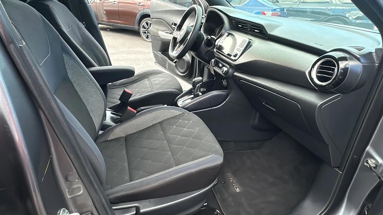 Nissan Kicks SV FWD 2019