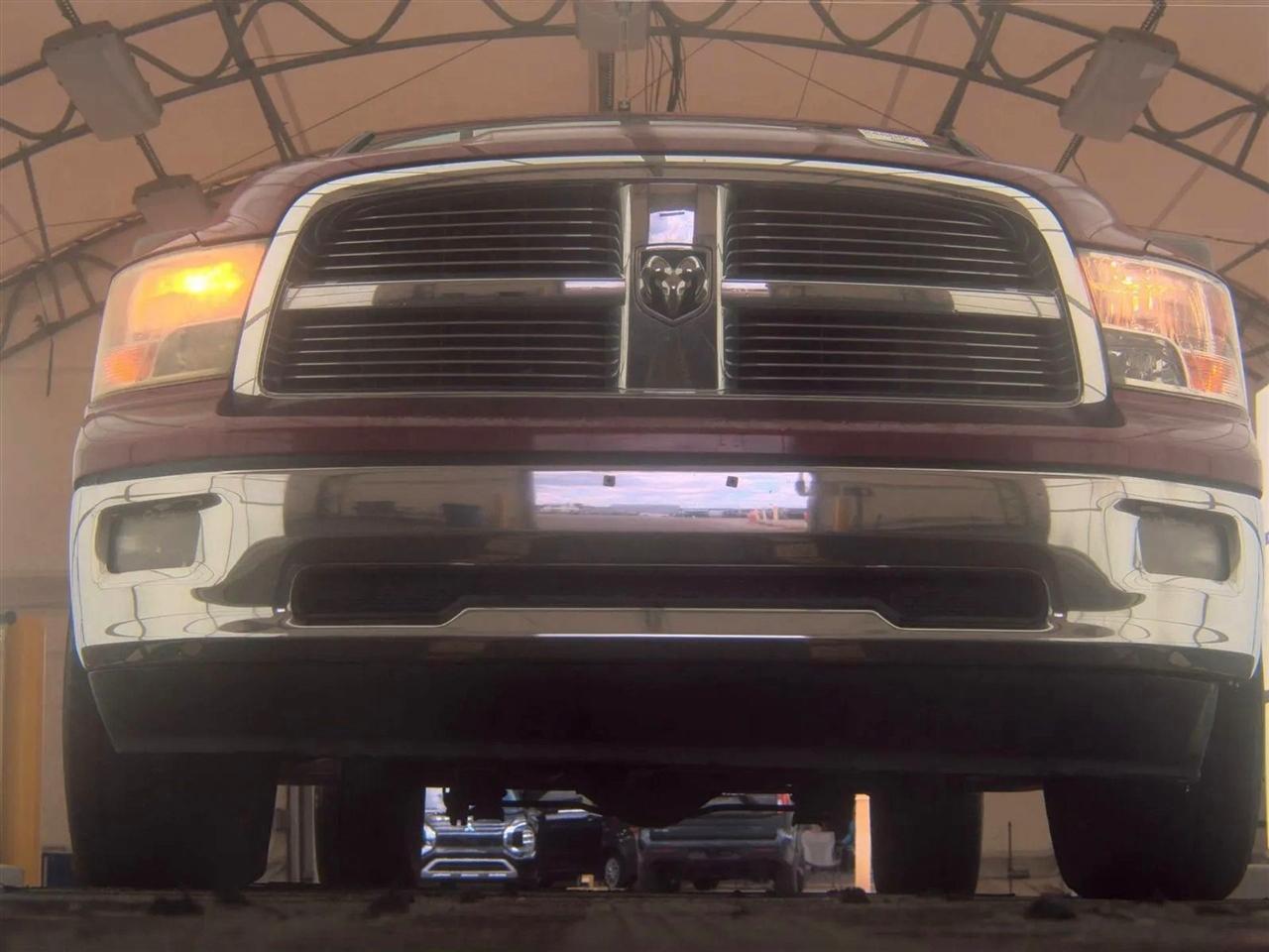 RAM 1500 4WD Quad Cab 140.5" Big Horn 2011