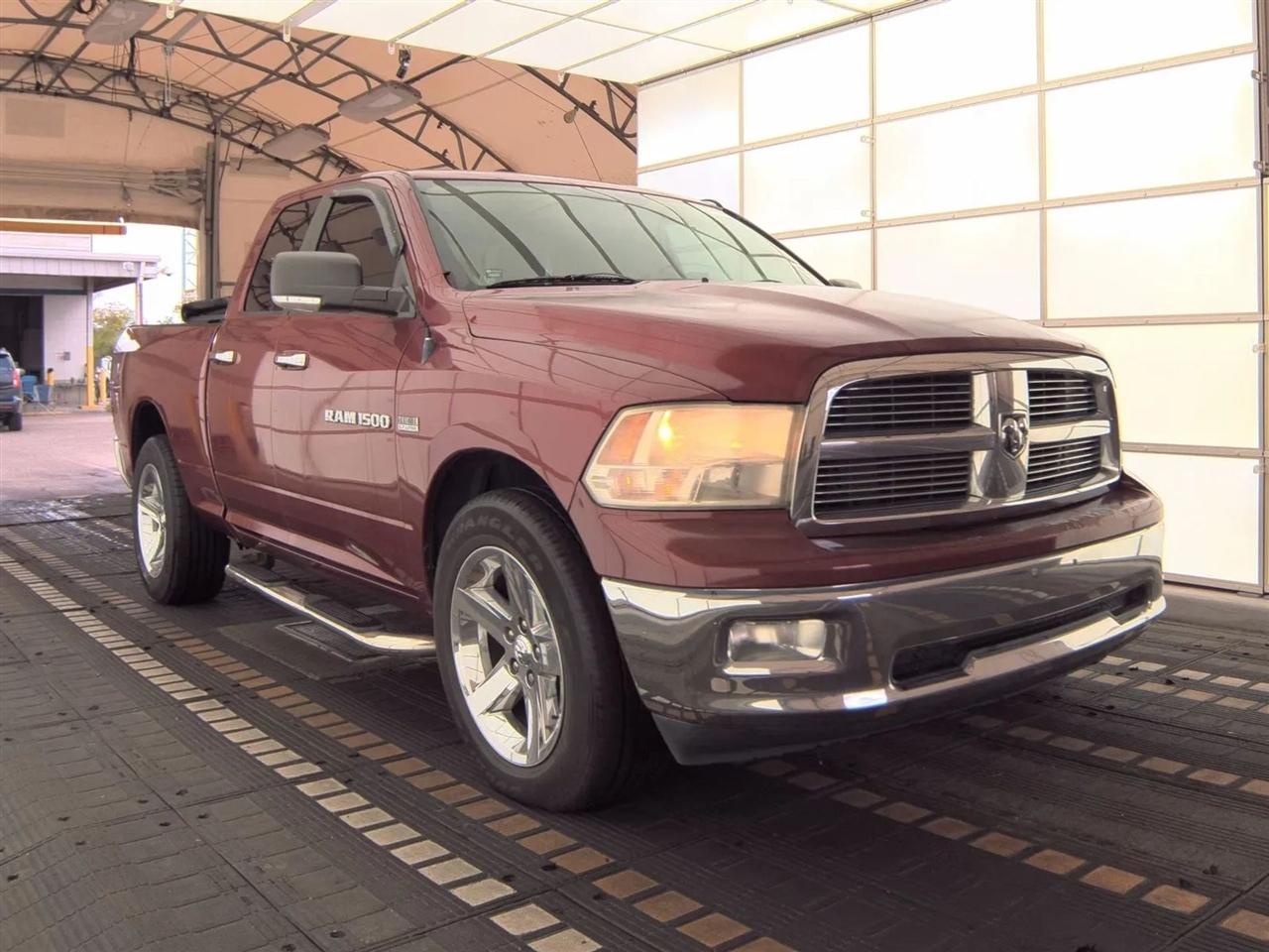 RAM 1500 4WD Quad Cab 140.5" Big Horn 2011