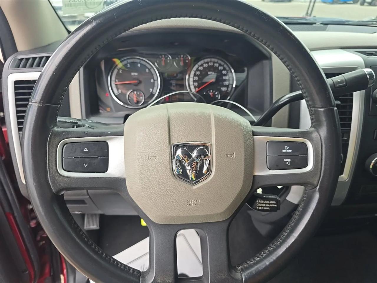 RAM 1500 4WD Quad Cab 140.5" Big Horn 2011