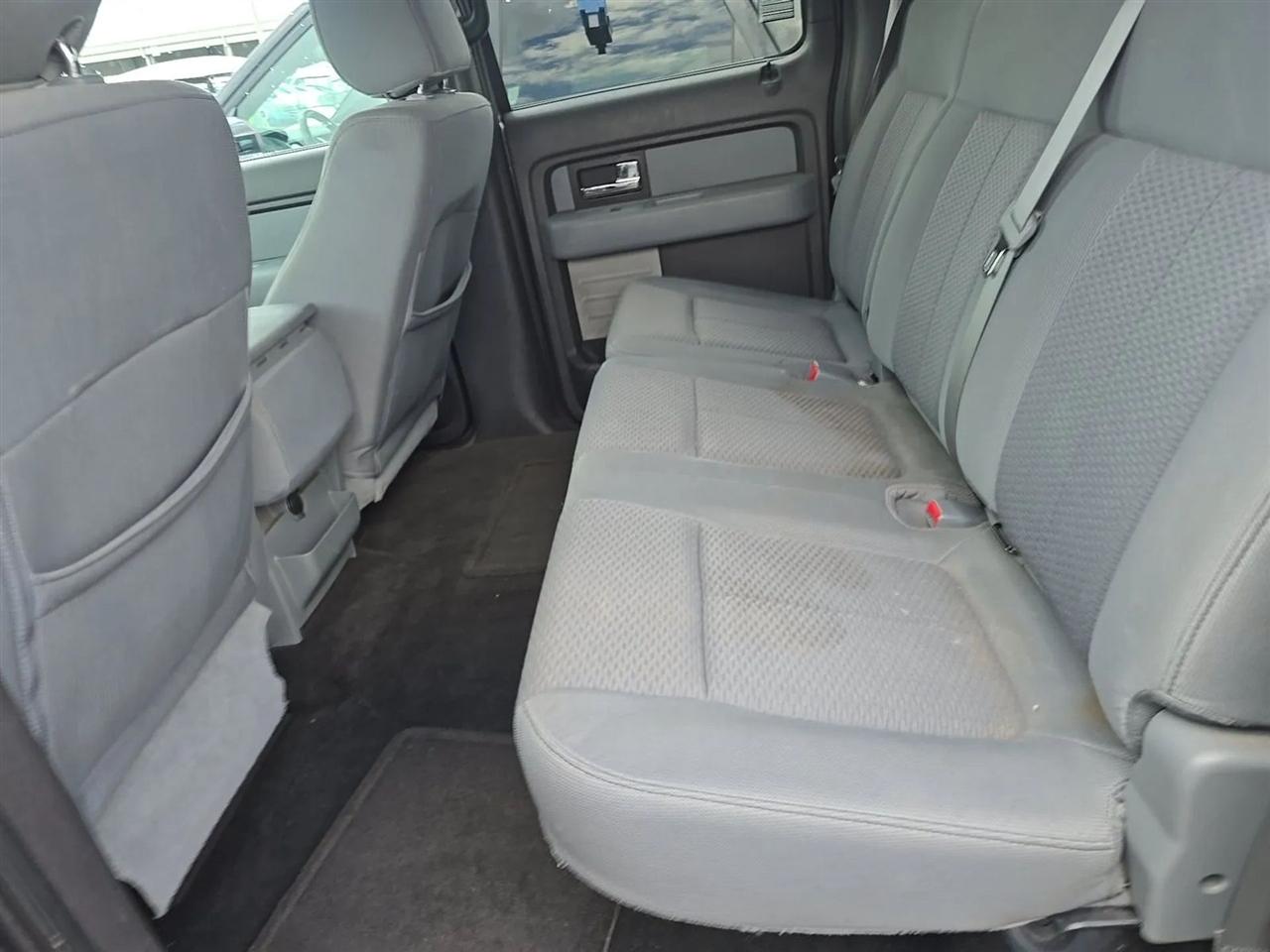 Ford F-150 2WD SuperCrew 145" Platinum 2013