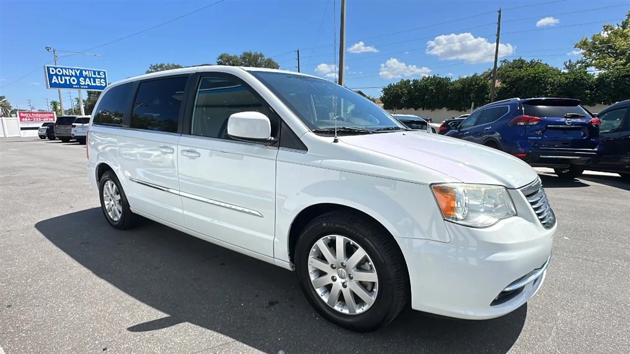 Chrysler Town & Country  2014