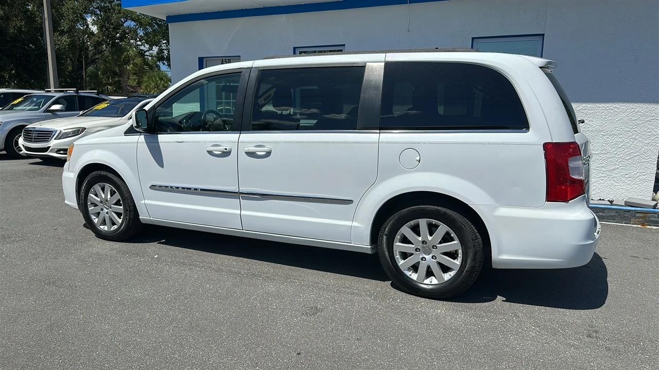 Chrysler Town & Country  2014