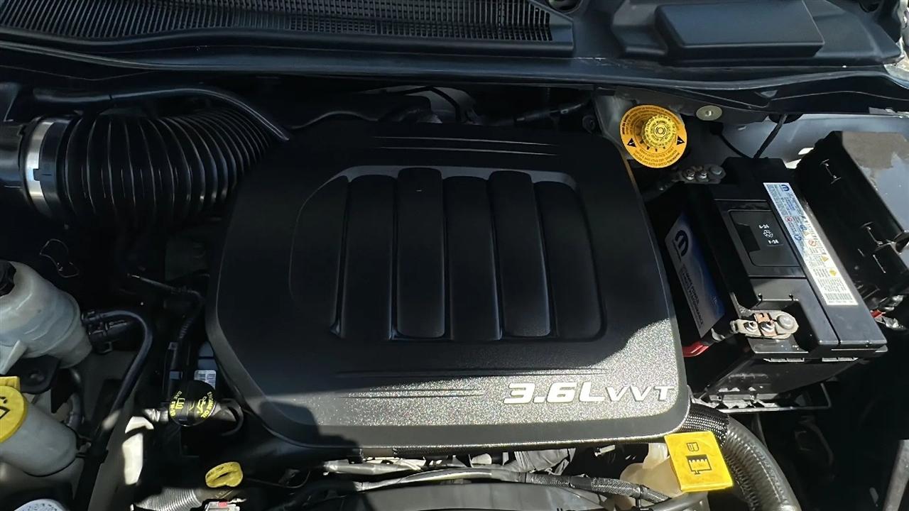 Chrysler Town & Country  2014