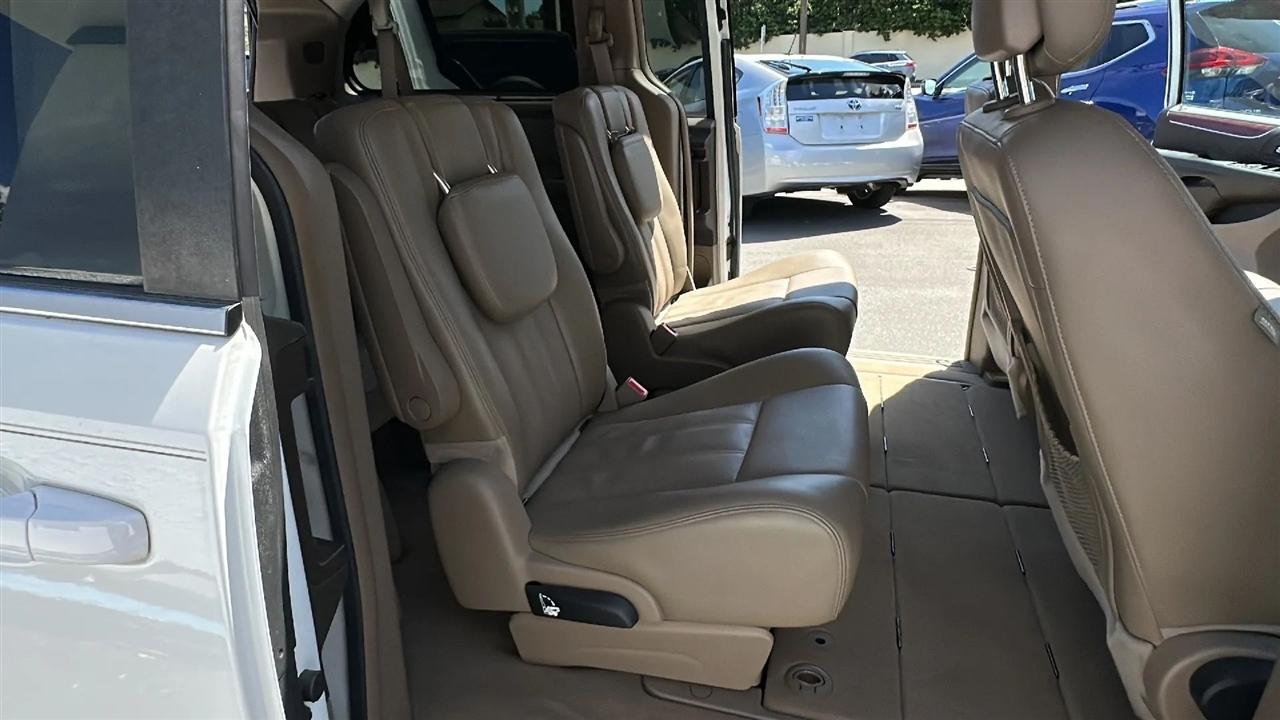 Chrysler Town & Country  2014