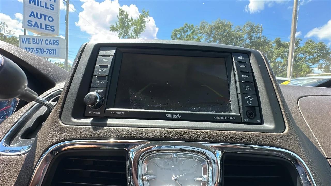 Chrysler Town & Country  2014