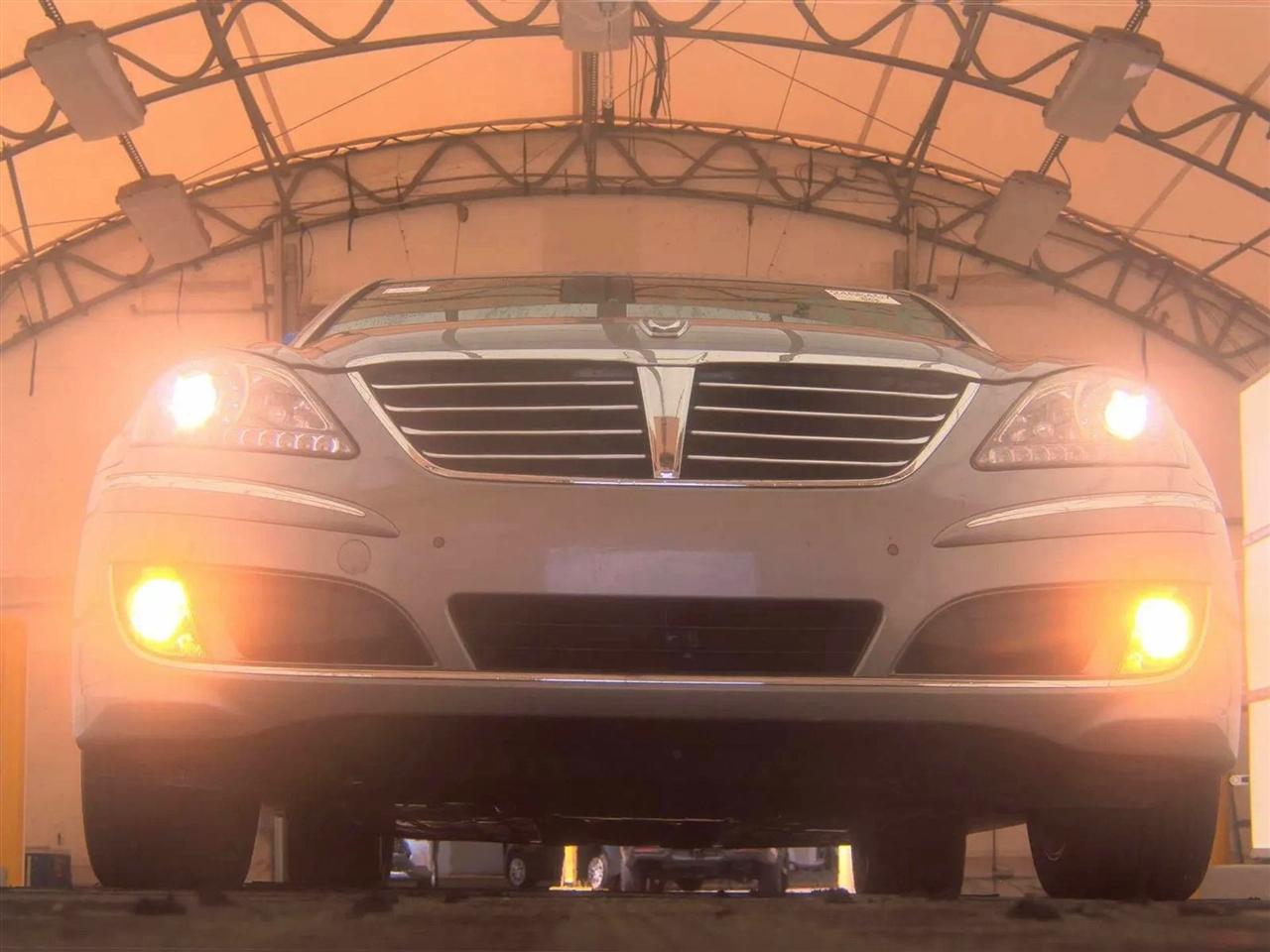 Hyundai Equus 4dr Sdn Signature 2012