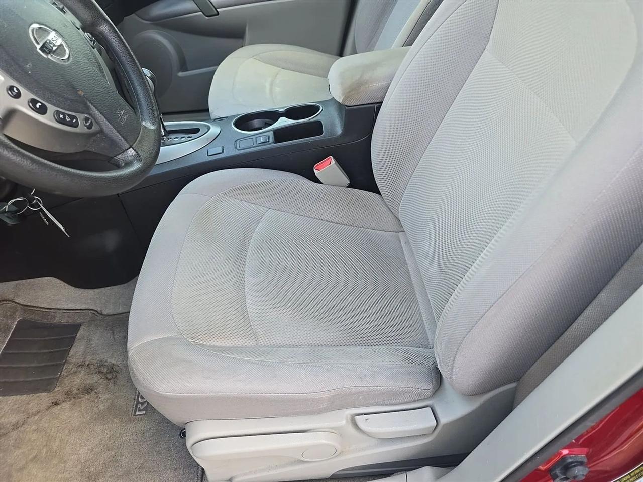 Nissan Rogue Select FWD 4dr S 2015
