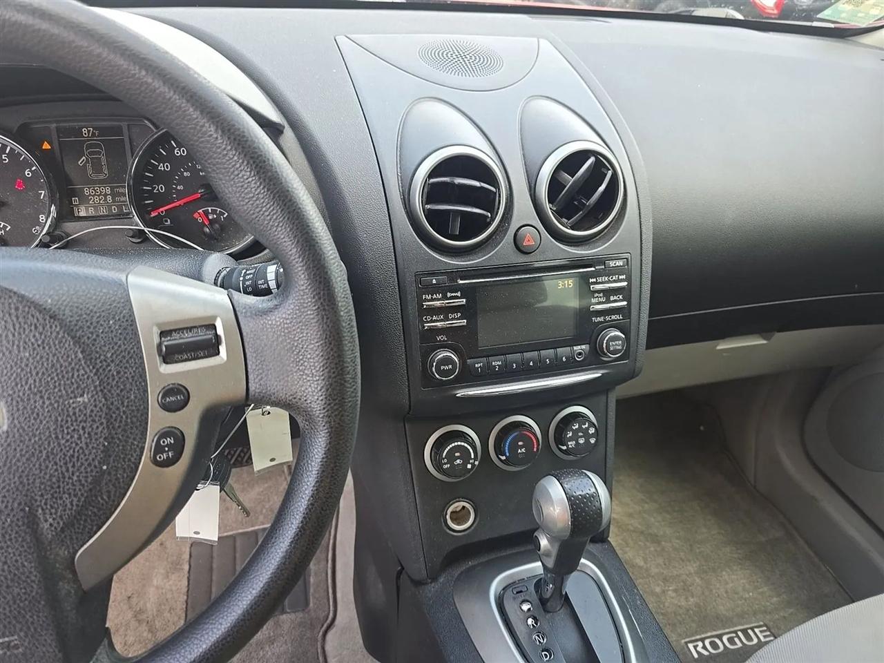 Nissan Rogue Select FWD 4dr S 2015