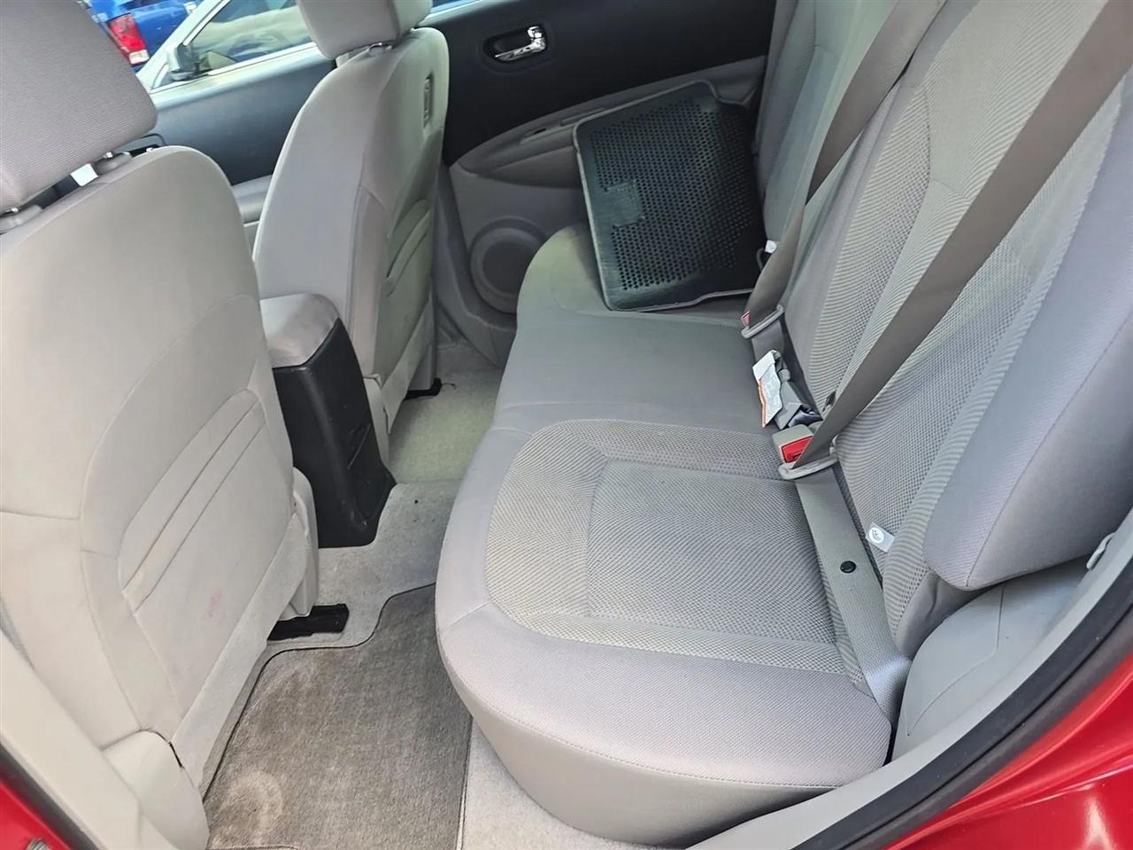Nissan Rogue Select FWD 4dr S 2015