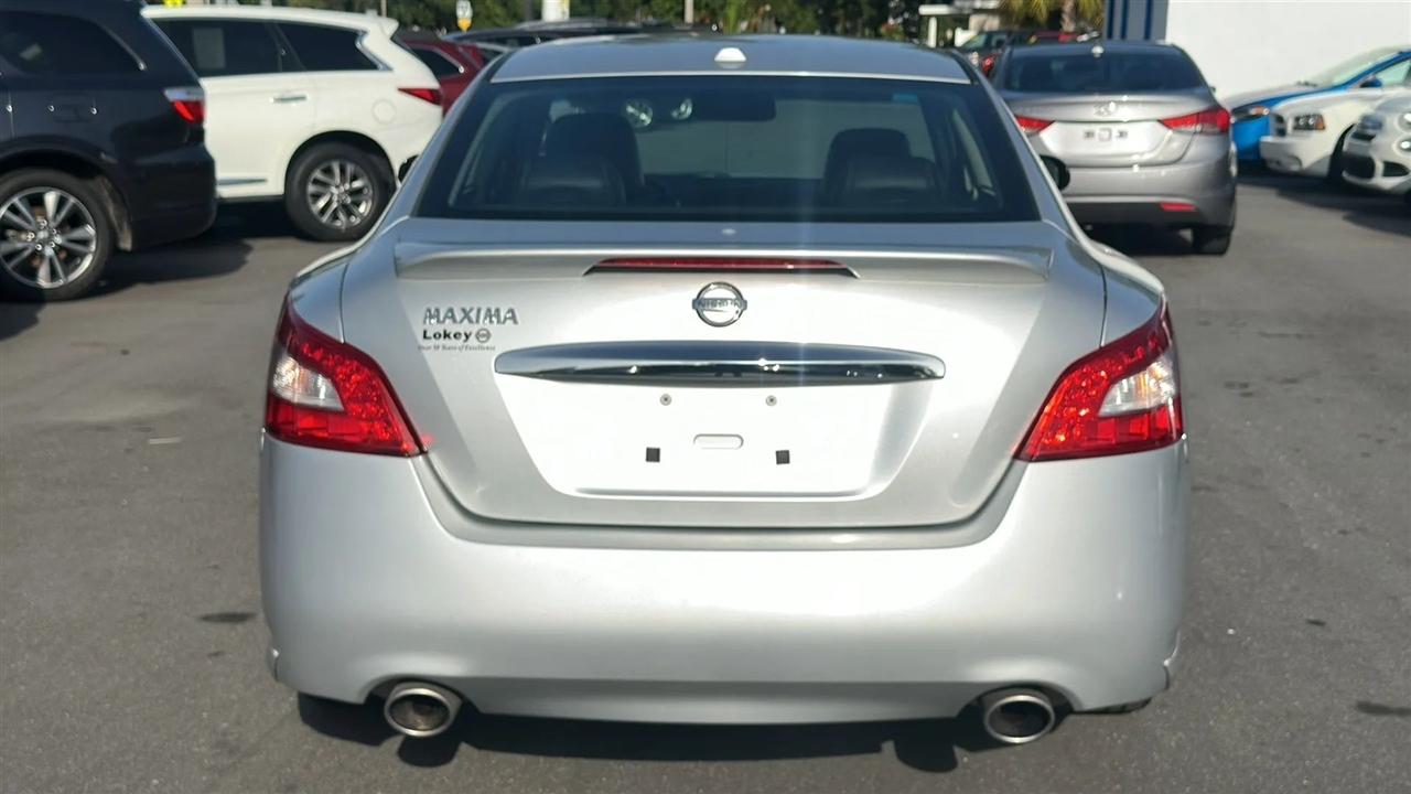 Nissan Maxima 4dr Sdn V6 CVT 3.5 SV w/Sport Pkg 2011