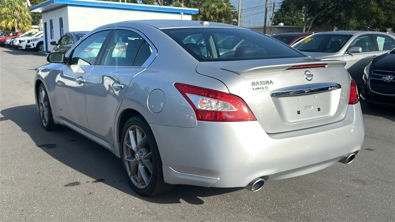Nissan Maxima 4dr Sdn V6 CVT 3.5 SV w/Sport Pkg 2011
