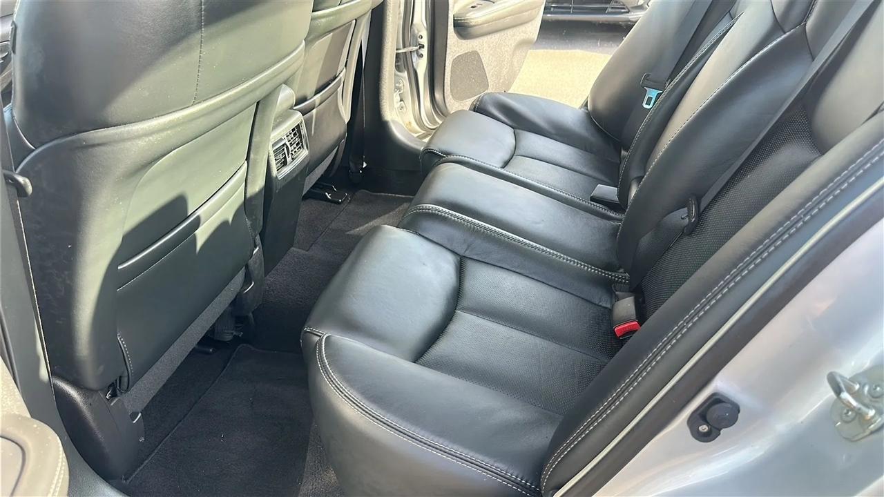 Nissan Maxima 4dr Sdn V6 CVT 3.5 SV w/Sport Pkg 2011