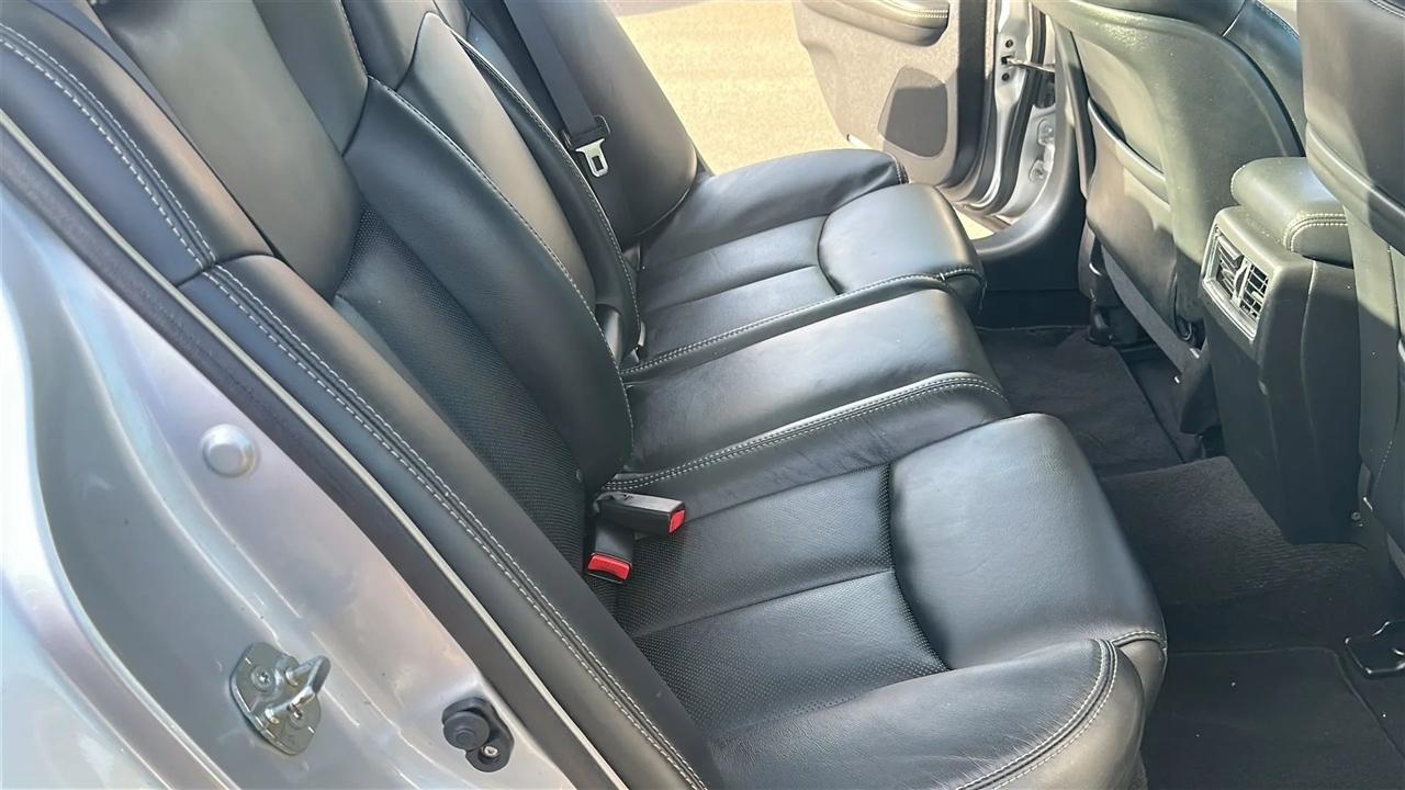 Nissan Maxima 4dr Sdn V6 CVT 3.5 SV w/Sport Pkg 2011