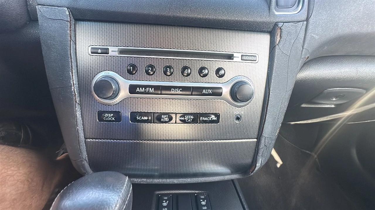 Nissan Maxima 4dr Sdn V6 CVT 3.5 SV w/Sport Pkg 2011