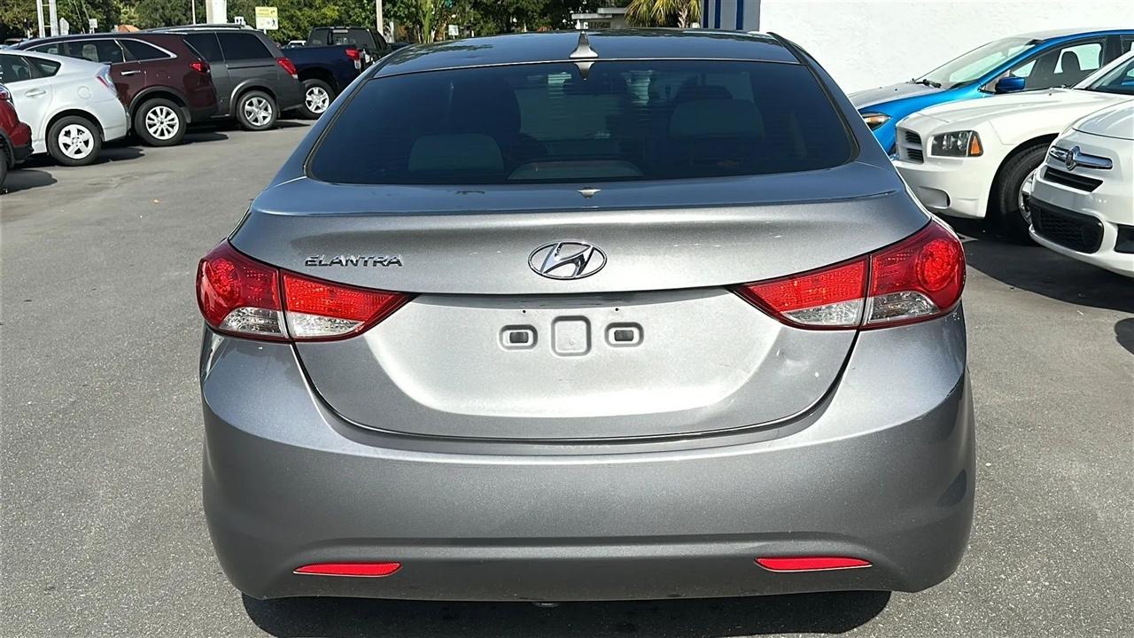 Hyundai Elantra 4dr Sdn Auto GLS (Ulsan Plant) 2013